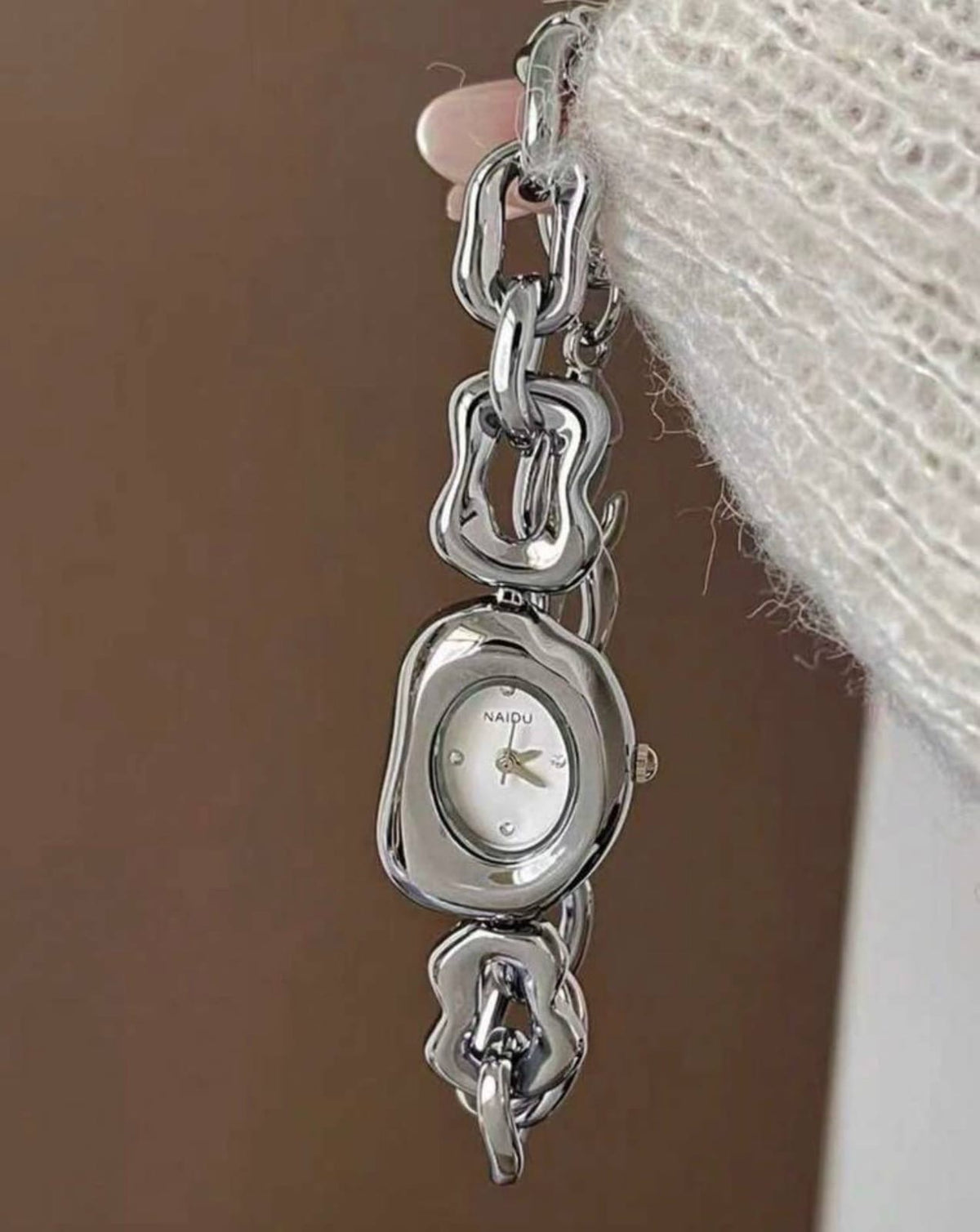 Luxe Watch