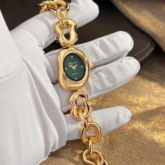 Luxe Watch